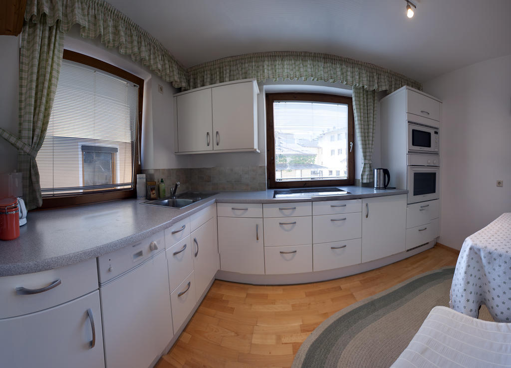 Gredler Apartment Zell am Ziller Ruang foto